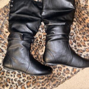 Women's Black Leather Boots